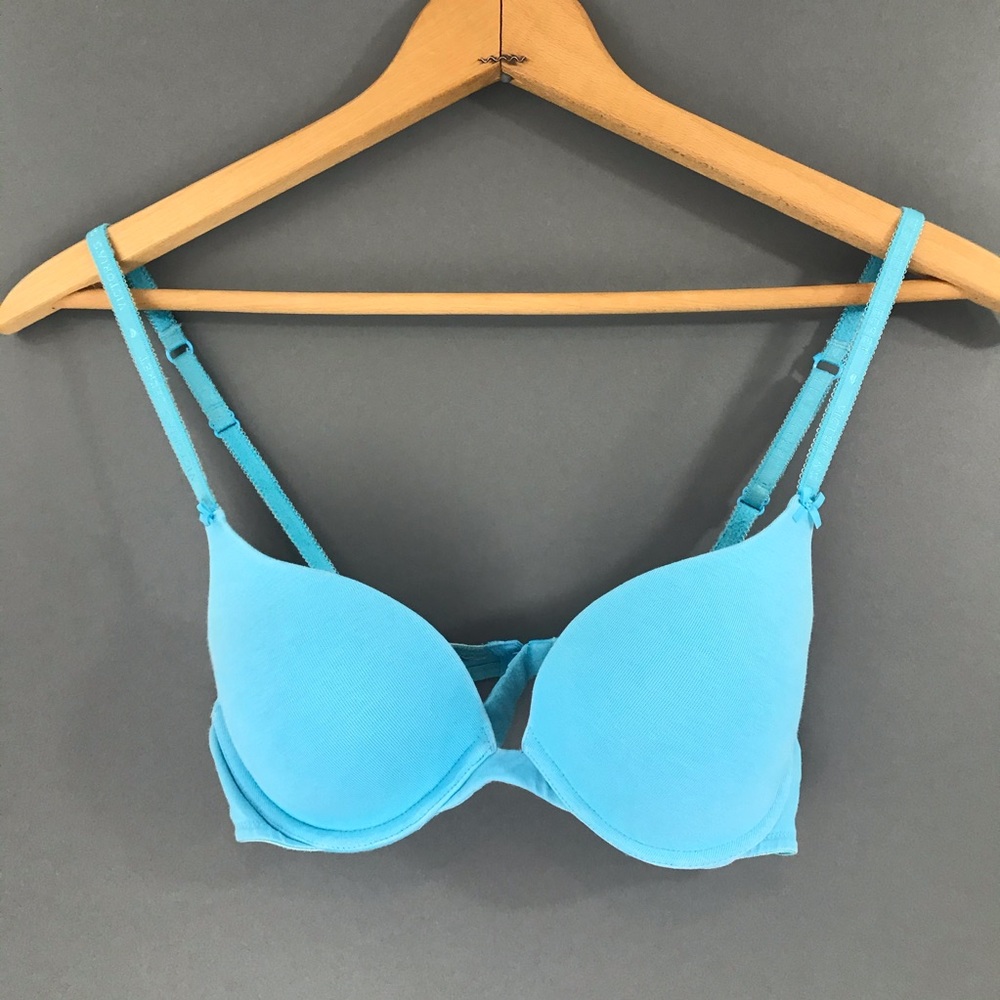 Victoria’s Secret Blue lingerie push-up bra, 34B